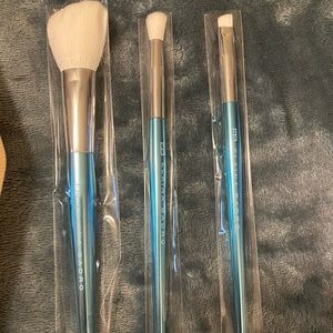 Brand new make up brushes